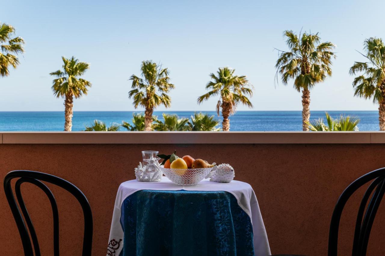 Palm Beach Club Hotel 카스텔다치아 외부 사진